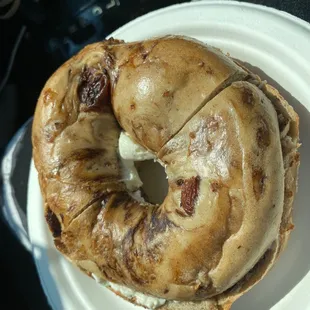 Cinnamon bagels with cream cheese