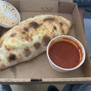 Custom 10&quot; calzone, pomodoro sauce