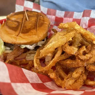 More onion strings than rings