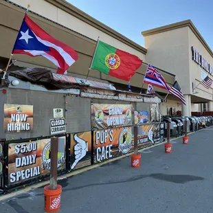 Pop's Cafe 4.5 star delicious Puerto Rican, Hawaiian, Portuguese and American food. We are open Monday -Saturday 10am-5pm.