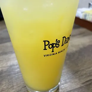 Pop&apos;s Man-Mosa