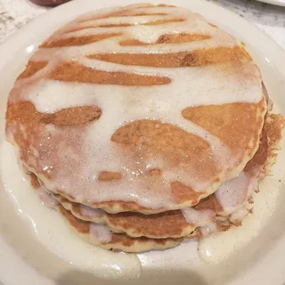 Cinnamon Roll Pancakes