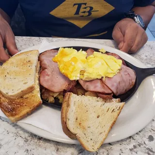 The Destroyer Skillet