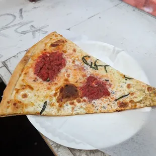 Look at how delicious! Marguerite Pizza
