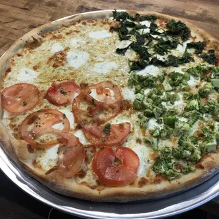 18 Pop's Garden White Pie with Toppings