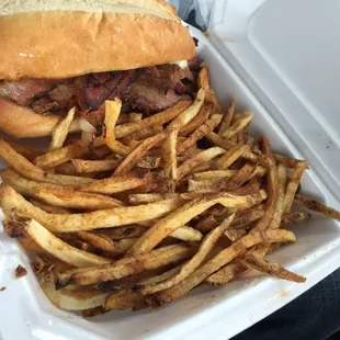 Brisket poorboy
