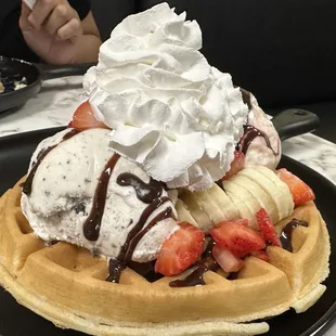 the build your own waffle on the menu.
