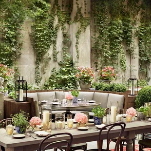 Bowery Garden - outdoor seating