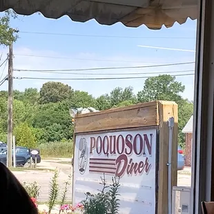 a view of the outside of the restaurant