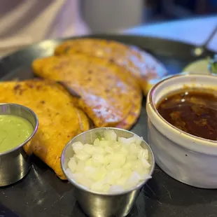 Por Favor Tacos & Tragos