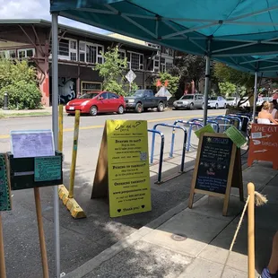 Waiting area for orders