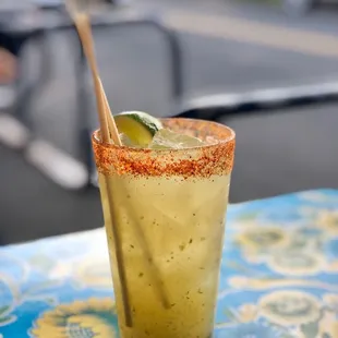 a glass of margarita