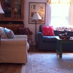 This is what you see to the left as you walk into the guest cottage. Clean and very charming vintage decor throughout.