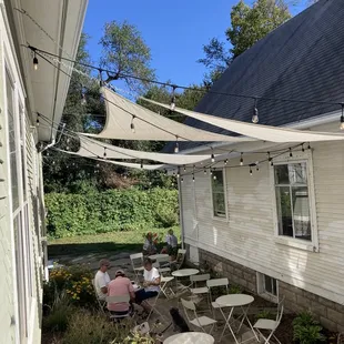 Porchfest OMA