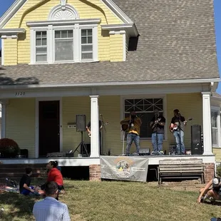 Performance stage