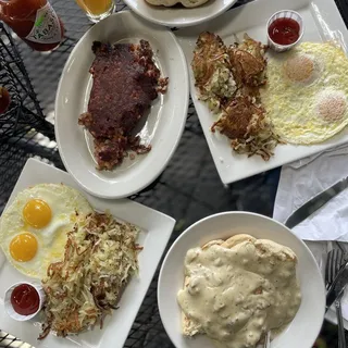 Corned Beef Hash & Eggs