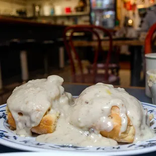 biscuits with gravy