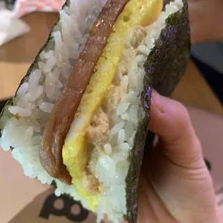 5. Spicy Tuna Corn Salad