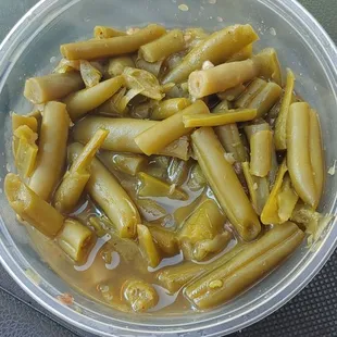 All these are canned green beans no flavor no potatoes and no smoked turkey anymore...