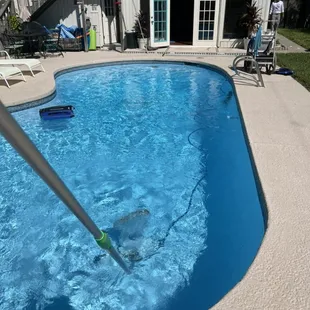 Crystal clear pool !