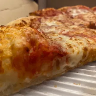 We love Porky's!! Pizza is tender and so are their garlic knots