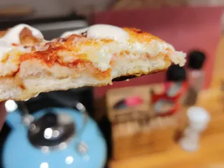 Crusty's Pizza