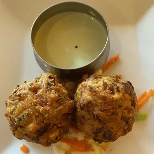 Tea Kadai Bonda