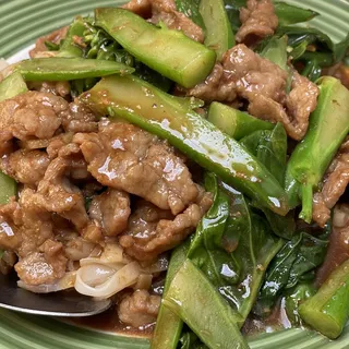 Beef Chow Fun w/ Satay Sauce