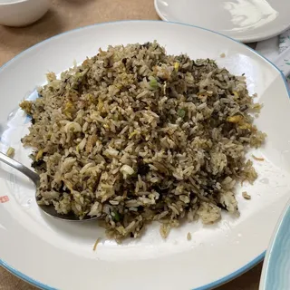Dry Scallops & Preserved Olive Fried Rice