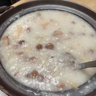 Bonito, Pork Ribs & Peanuts Sawo Porridge