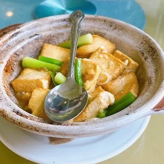 Braised Tofu in Special Bean Sauce