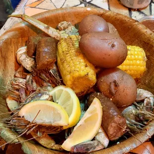 Shrimp and crab boil