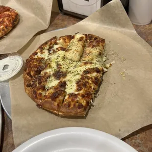 Garlic bread pizza