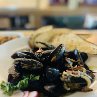 Pesto Moules Frites