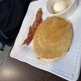 Ice cold egg ordered soft boiled came out hard boiled and cold.