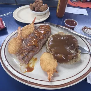 Surf n' turf lunch platter