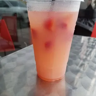 Strawberry lemonade