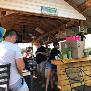 Tiki Bar at Port &apos;O Call