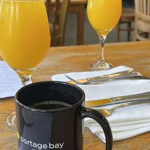 Special: Mango-Ginger Mimosa