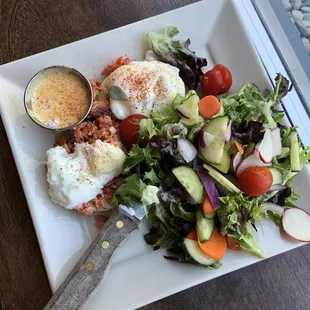 Smoked Salmon Benedict