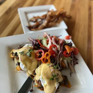 Mushroom Benedict with side of bacon