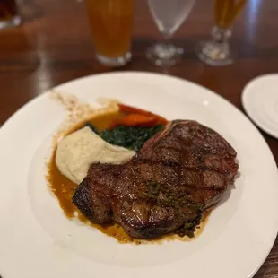 14 oz New York Strip