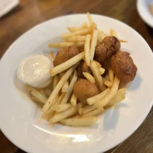 Kids Mini Corn Dogs and fries
