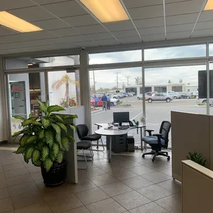 Staff and employees just talking not taking there work serious , they would go to the car and do one thing then leave and then come back.