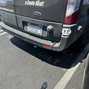 Missed a interview bcz this was blocking my entrance plenty parking spaces too asked if he could move it he said no had to wait for him