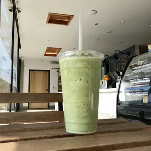 Kale, spinach, turmeric and almond milk smoothie. Healthy flow!