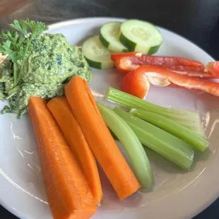 Spinach and artichoke dip with veggies
