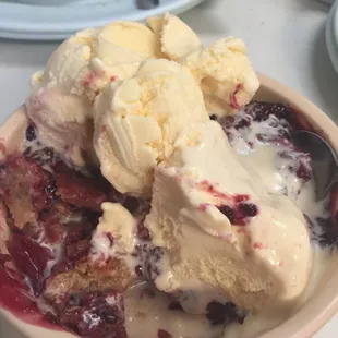 Best blackberry cobbler