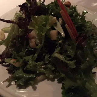 Apple Gorgonzola Salad