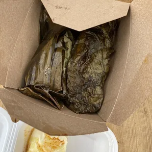 Salsa verde y cheese tamale